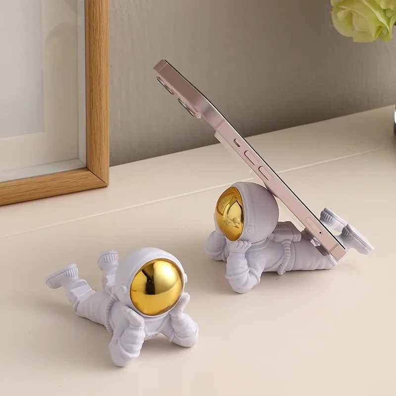 Desktop Astronaut Ornaments, S - Home Office Call Center ulasan dan harga
